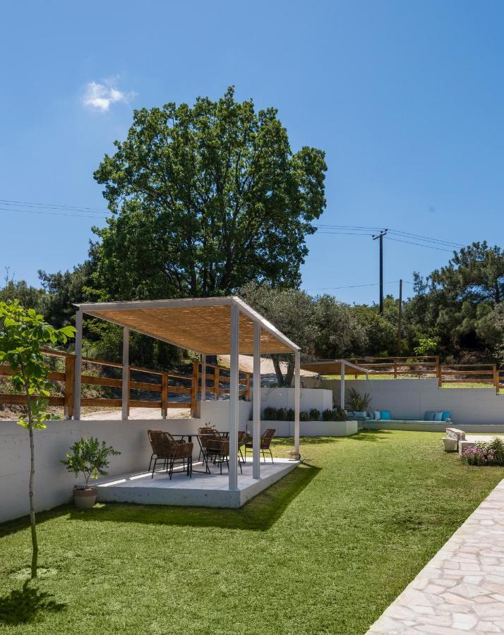 Dionysus Apartments & Suites อิเอริสโซส ภายนอก รูปภาพ