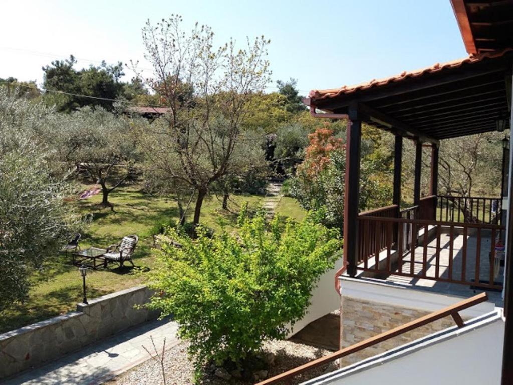 Dionysus Apartments & Suites อิเอริสโซส ภายนอก รูปภาพ