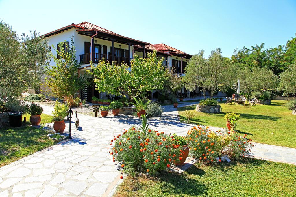 Dionysus Apartments & Suites อิเอริสโซส ภายนอก รูปภาพ