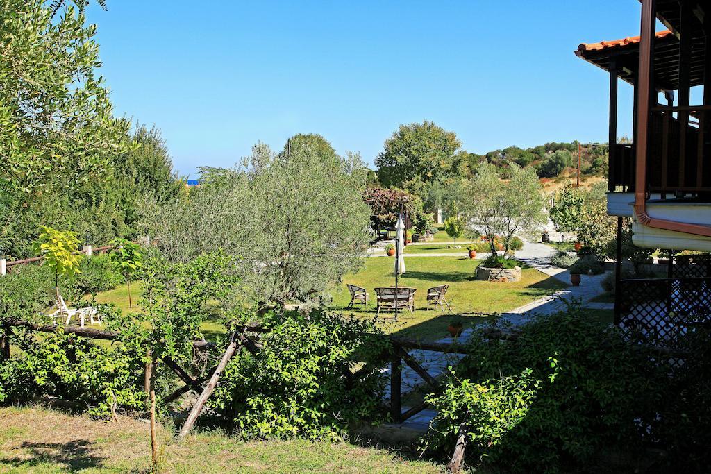 Dionysus Apartments & Suites อิเอริสโซส ภายนอก รูปภาพ